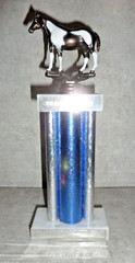 VINTAGE 1980 CHAMPION PAINT HORSE, HORSE SHOW TROPHY 11″ TALL