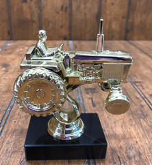 Trophy w/Goldtone Tractor Topper & Marble Base 5″ Tall