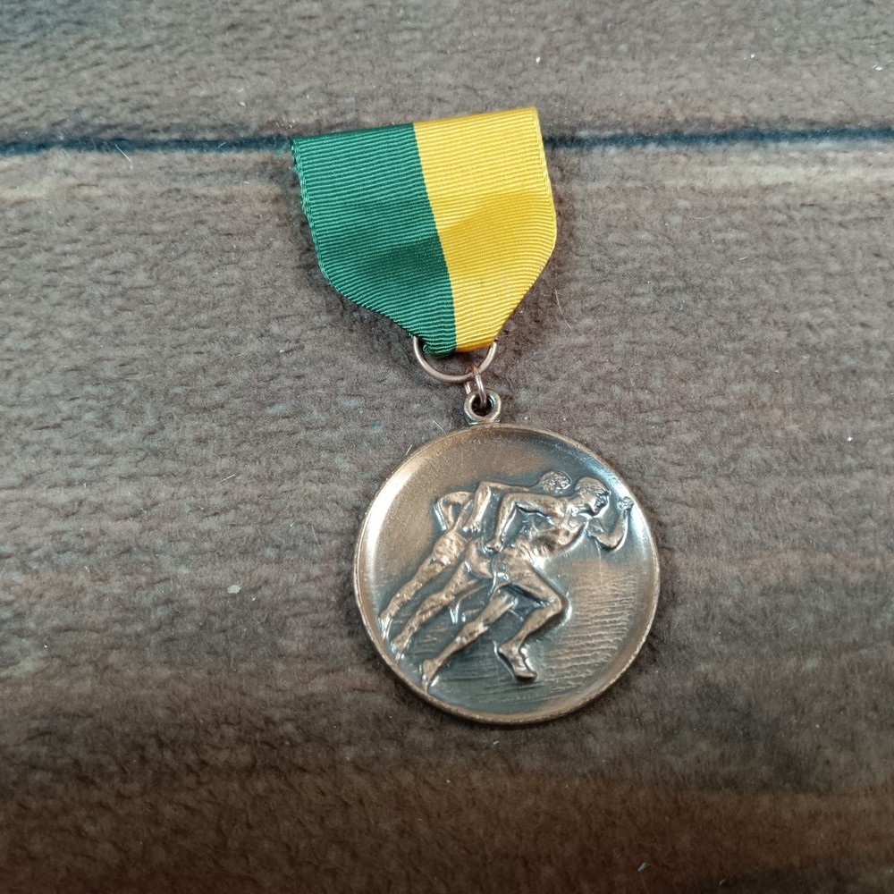 Vintage 1977 W & M Track and Field Runners Medal Green Gold Ribbon Bronze Tone