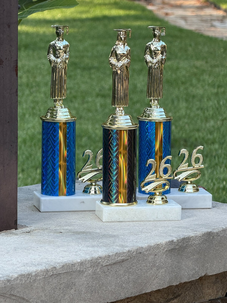 Graduation Trophy Gift Class of ’26 Achievement –FREE Engraving & Shipping 9.5″