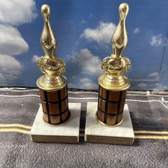 2 Vintage Men’s Bowling Trophy w/Marble Base Gold Wood 8″ 1988 Texas 10 Pin