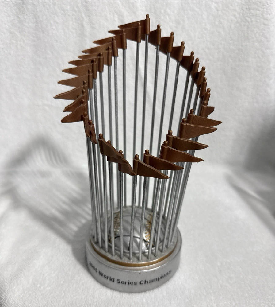 Marks of Distinction Chicago White Sox 2005 World Series Champions Trophy TR25
