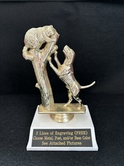 5″ tall Dog With Raccoon Up A Tree Trophy. (Please See All Photos)