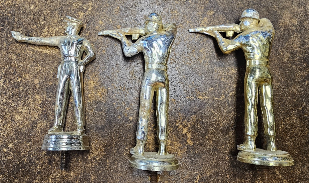 Vintage Lot of trophy metal tops shooters guns