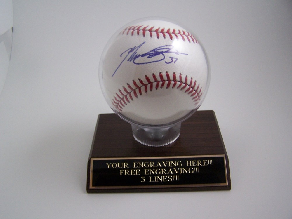 BASEBALL HOME RUN TROPHY BALL HOLDER PROTECTIVE DISPLAY CASE-FREE SHIPPING!!!