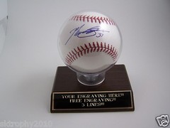 BASEBALL HOME RUN TROPHY BALL HOLDER PROTECTIVE DISPLAY CASE-FREE SHIPPING!!!