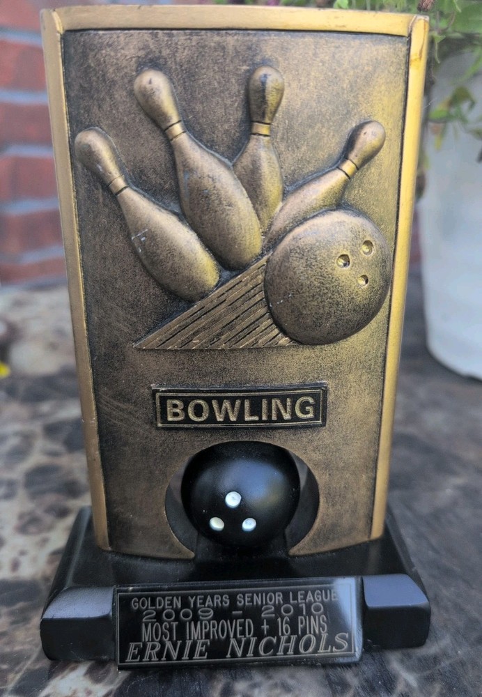 6″ Bowling Trophy Brass Tone W/ Turning Ball 2009 Heavy Material *Minor Scuffs