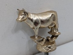 Vintage Livestock Trophy Toppers Cow Steer Dairy Beef Farm Show 4H Fair Clock