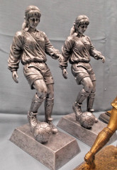 Female Soccer Resin Statues – Lot of 8 – Premium Gold & Silver Finish – 8″–10″